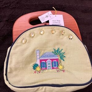 NWT Wooden handled purse